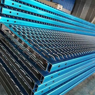 부식 저항 펀치 된 철 Mesh 3mm 구멍 알루미늄 Mesh